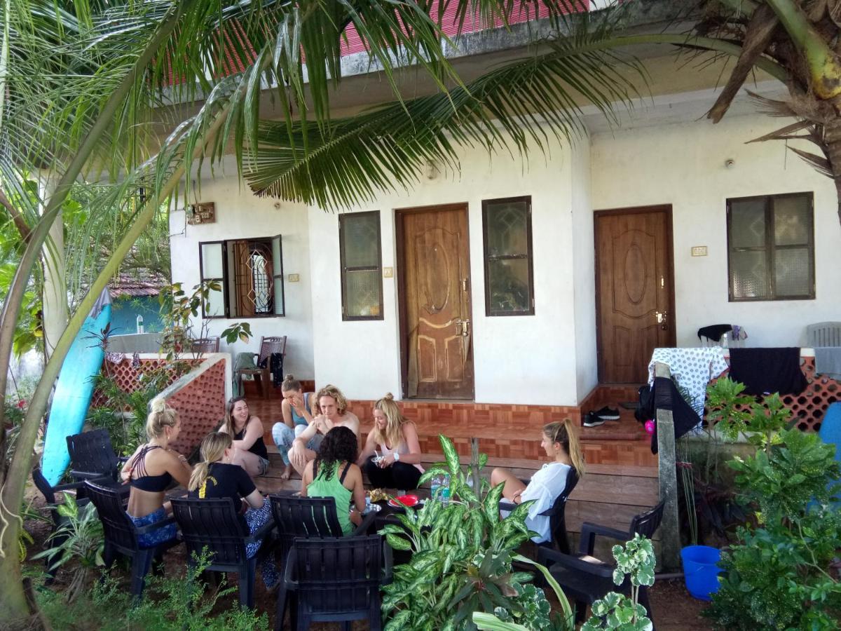 Cocopelli Guest House Гокарна Екстериор снимка