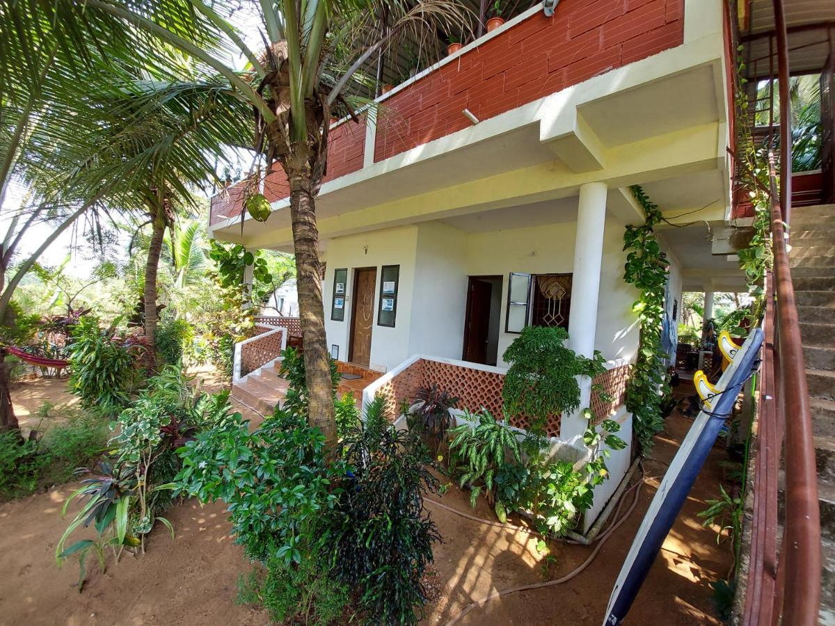 Cocopelli Guest House Гокарна Екстериор снимка